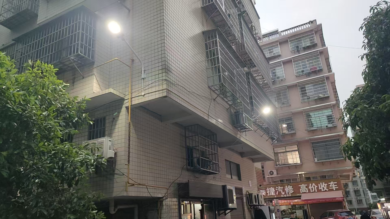 市政要聞 | 感謝信里的民生溫度！湘江新區(qū)八家灣小區(qū)改造工程圓滿收官獲天頂街道點贊